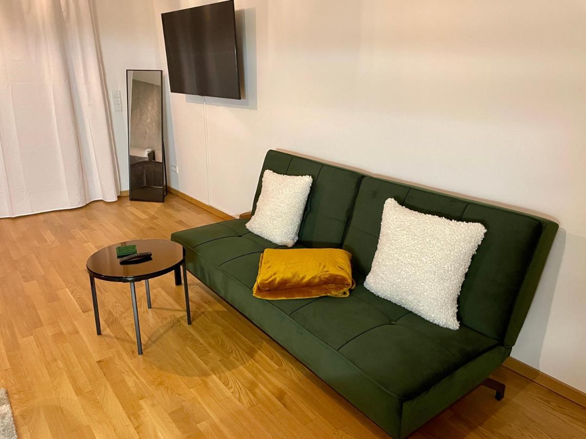Studio Stevie Nicks I Parking Spot I Workplace I 24In Screen I Kitchen I Ps4 Offenbach am Main Exterior foto